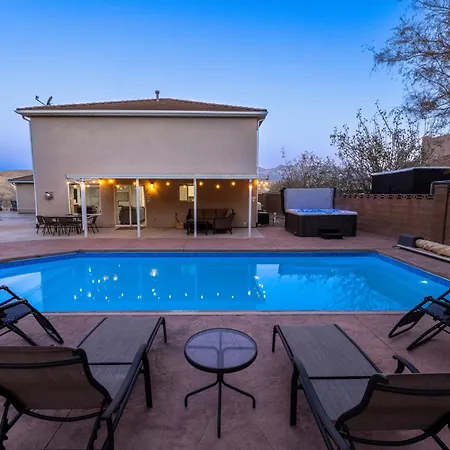 Hidden Gem - La Verkin 300 Near Zion National Park Private Heated Pool & Spa